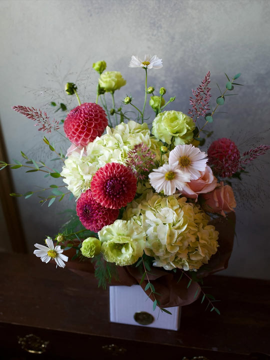 Floral installation for a retail space, Adore Flowers Los Angeles