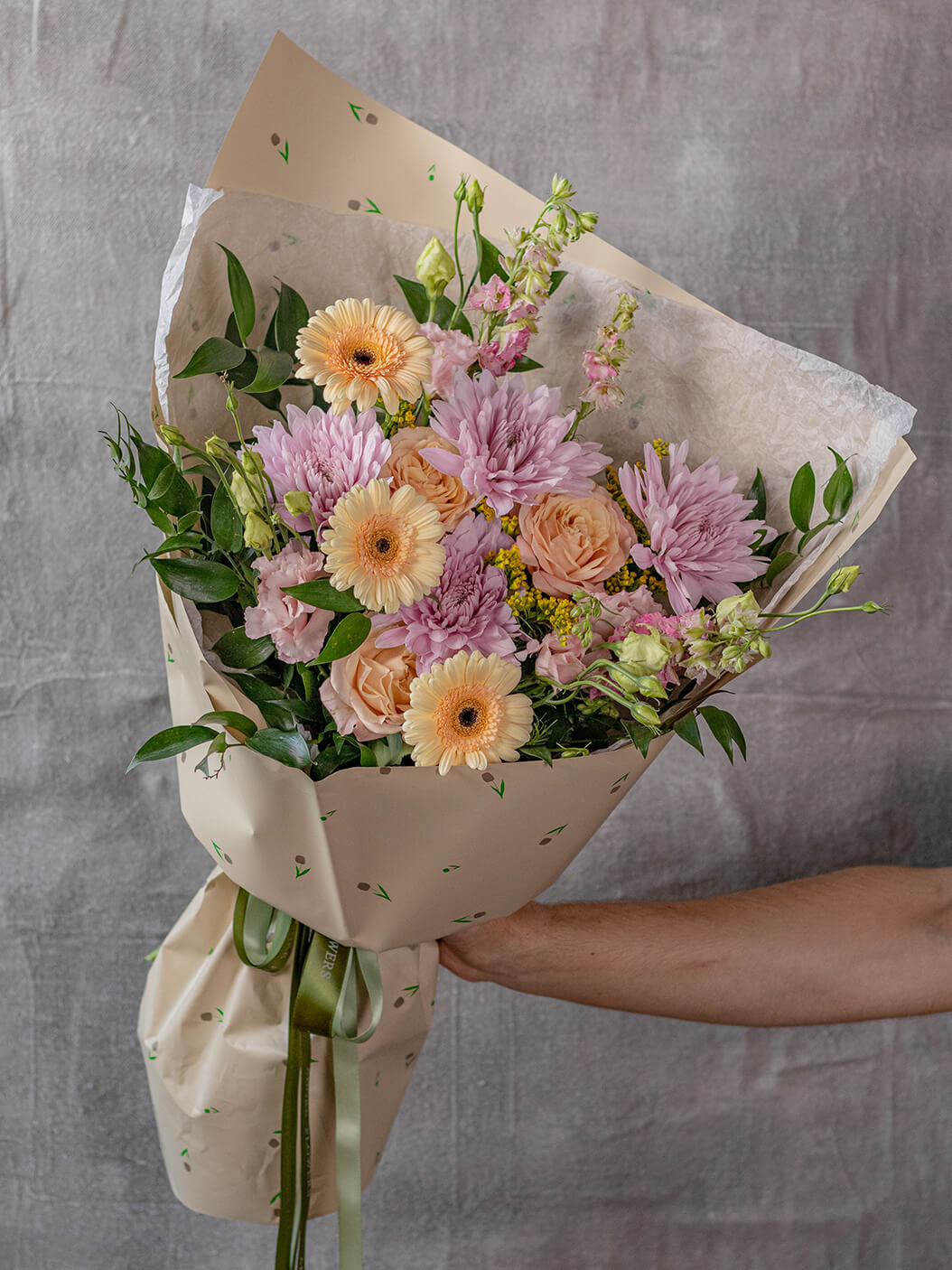 Bella Bouquet - Exquisite Mums, Gerbera Daisies, and Roses