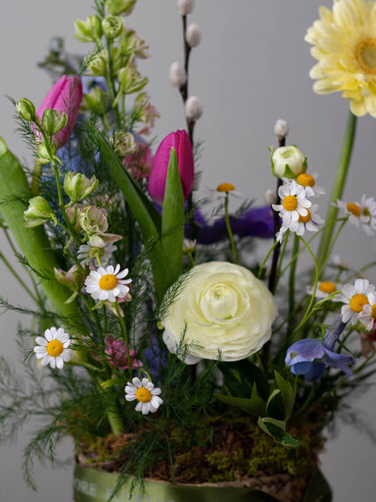 Adore Flowers Spring Basket - Fresh Spring Flowers with Tulips, Daisies, and Ranunculus