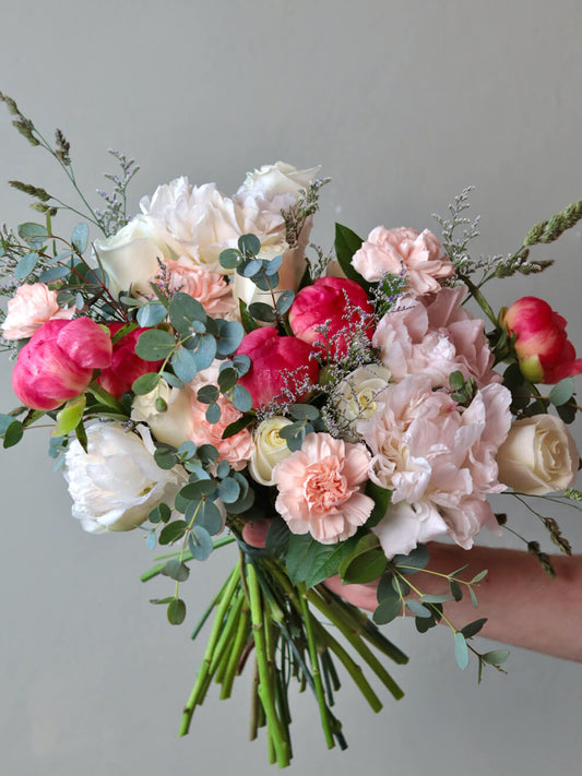 flower delivery peonies roses philadelphia
