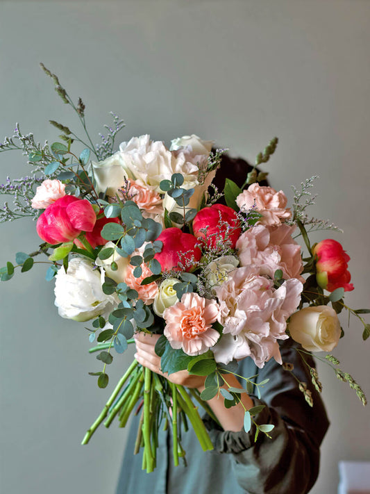Philadelphia florist peonies roses colorful