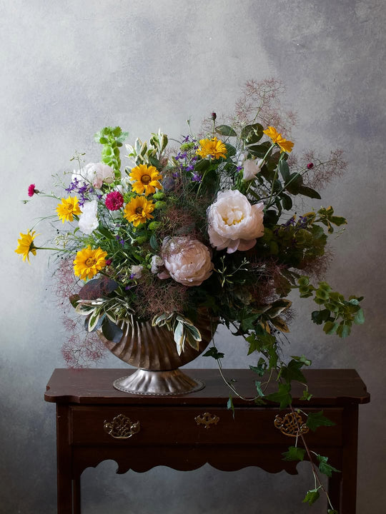 Sculptural signature floral design, Adore Flowers Los Angeles